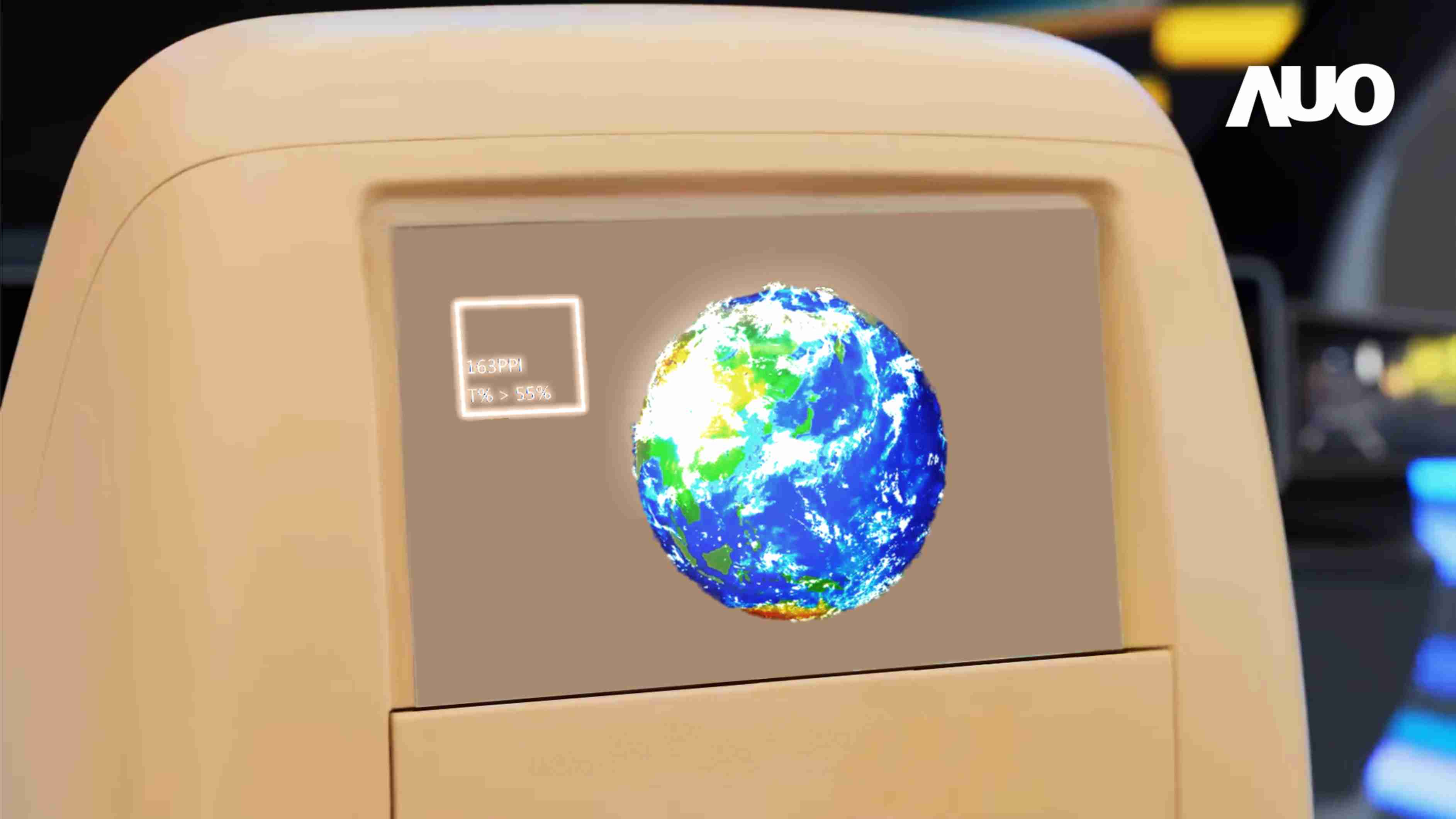 牛牛游戏突破设计与制程挑战，，，推出全球最高分辨率163ppi的13.5吋透明Micro LED面板，，，并积极布局智能车市场，，，以期拓展透明显示应用的可能性